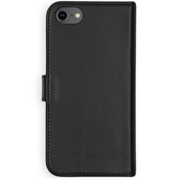 Genuine Leather Booklet iPhone SE (2020) / 8 / 7 / 6(s) - Black