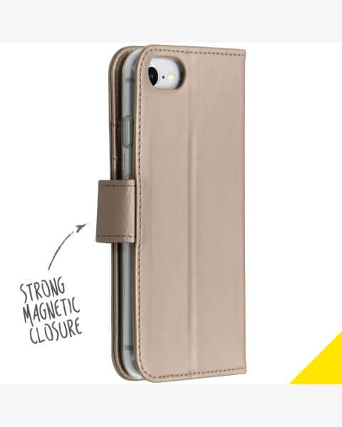 Accezz Wallet Softcase Bookcase iPhone SE (2022 / 2020) / 8 / 7 / 6(s)