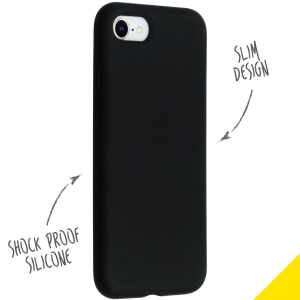 Liquid Silicone Backcover iPhone SE (2020) / 8 / 7 - Black