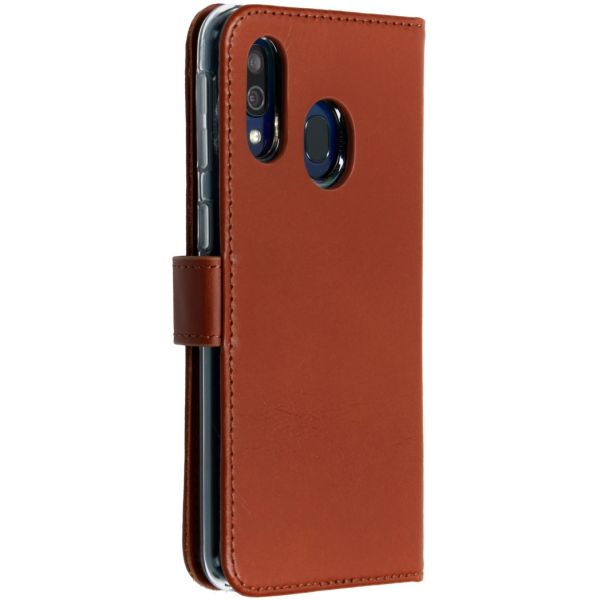 Selencia Echt Lederen Bookcase Samsung Galaxy A40 - Lichtbruin / Hellbraun  / Light Brown