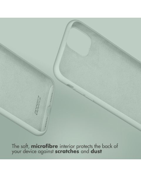 Accezz Liquid Silicone Backcover iPhone 13 - Sky Blue