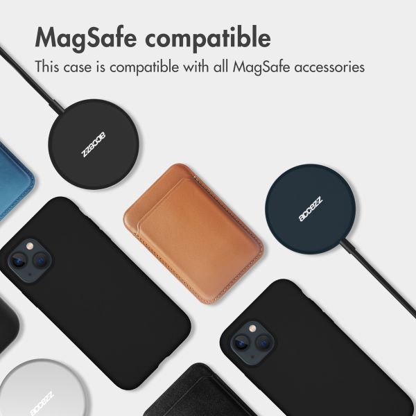 Accezz Liquid Silicone Backcover met MagSafe iPhone 13 - Zwart / Schwarz / Black