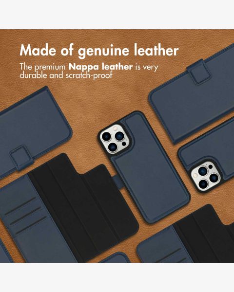 Accezz Premium Leather 2 in 1 Wallet Bookcase iPhone 13 Pro Max - Donkerblauw / Dunkelblau  / Dark blue