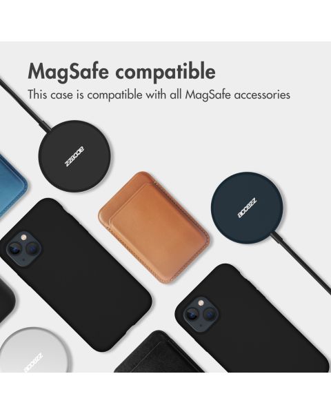 Accezz Liquid Silicone Backcover met MagSafe iPhone 14 - Zwart / Schwarz / Black