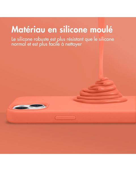 Accezz Liquid Silicone Backcover met MagSafe iPhone 14 Plus - Nectarine