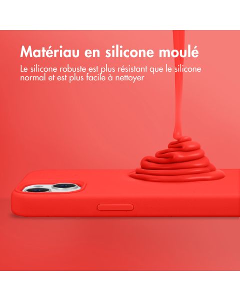 Accezz Liquid Silicone Backcover met MagSafe iPhone 14 Plus - Rood / Rot / Red