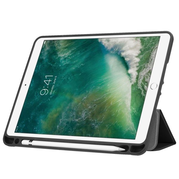 Accezz Trifold Bookcase iPad 6 (2018) 9.7 inch / iPad 5 (2017) 9.7 inch / Air 2 (2014) / Air 1 (2013) - Zwart / Schwarz / Black