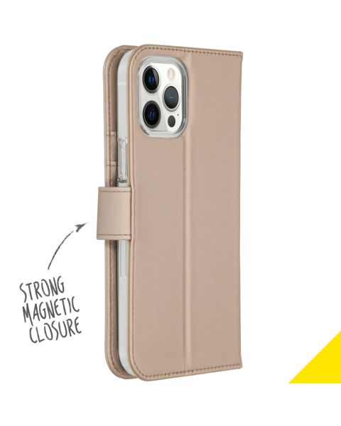 Accezz Wallet Softcase Bookcase iPhone 12 Pro Max - Goud / Gold