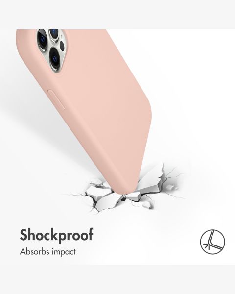 Accezz Liquid Silicone Backcover iPhone 12 (Pro) - Roze / Rosa / Pink